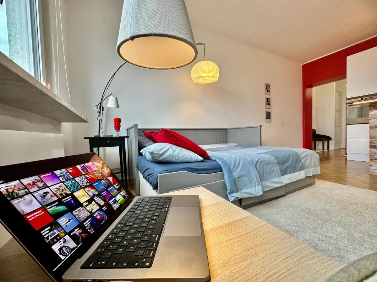 Апартаменти Super Beauty Metro Wifi 65'Tv Netflix Hbo Appletv+ Варшава Екстер'єр фото